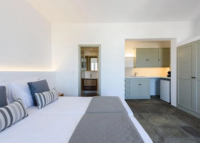 Phaedrus Living Paros Cycladic Residences 3 *